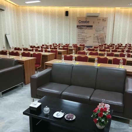 Seventeen Hotel Banda Aceh Zewnętrze zdjęcie